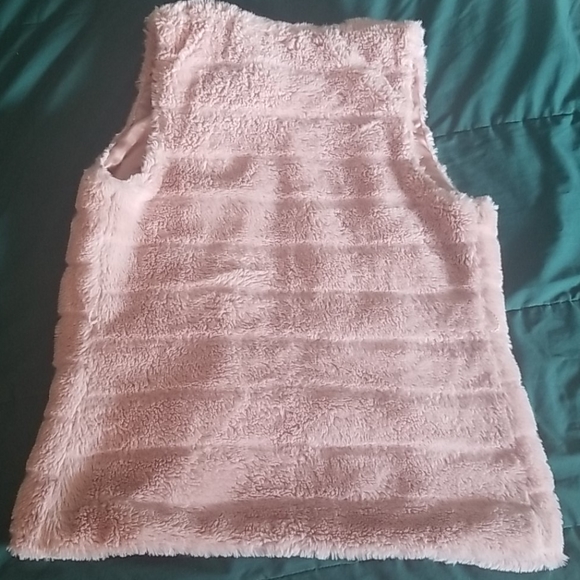 Girls soft vest - Picture 3 of 4